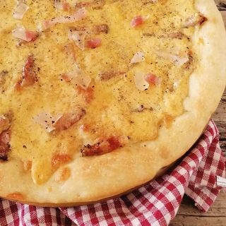Pizza Carbonara