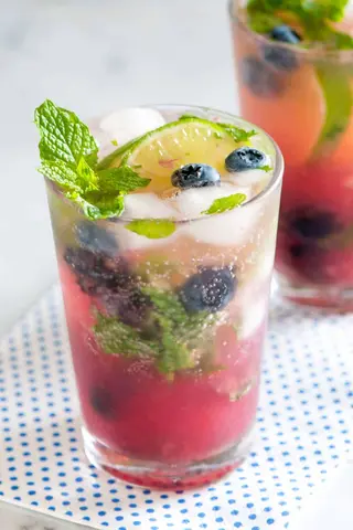 Bleu Berry Mojito