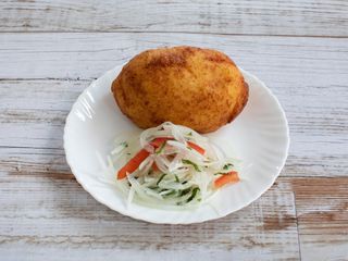 Patata Rellena De Carne