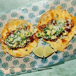 QUESADILLAS DE GRINGA AL PASTOR