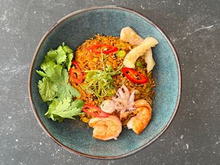 Рис спайсі з морепродуктами (285g)