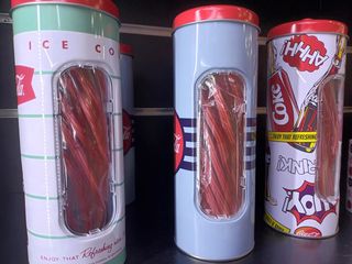 Bote de Metal con Regalices