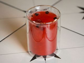 Пунш малиново-ялівцевий