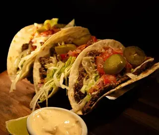 Taco burger