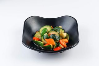 Салат из огурцов