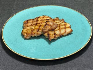 Pulpe de pui odihnite pe gratar