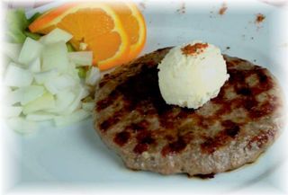 Sesvetska ruža s kajmakom