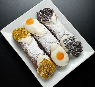 Cannolo siciliano grande