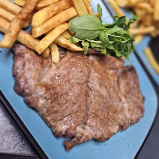 Ceafa de porc la gratar