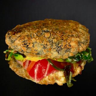 Komo Burger z tuńczykiem