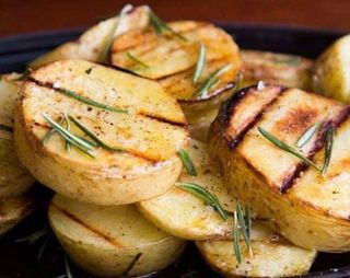 Картопля на мангалі 300г