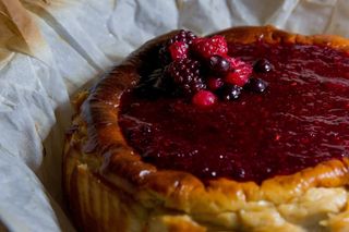 Tarta De Queso Con Fresa (1 Porción grande, 1-2 personas) 