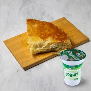 Burek Sir + Jogurt Čaša