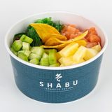 POKE ALOHA STATE (Riso rosa, salmone, avocado, goma wakame, cetrioli, ananas, chips platano)