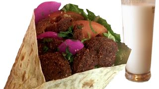 52- PITA FALAFEL [standard + ayran]