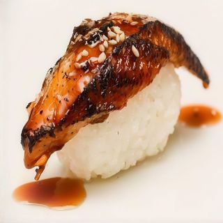 Sushi Anguila