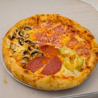 Pizza Quattro Stagioni