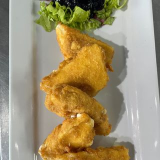 Scamorza Empanada Con Arándanos