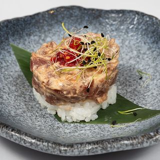 113.- Tartar de Atún