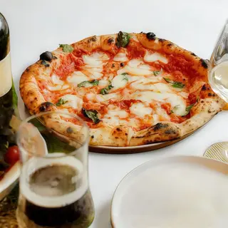 Pizza Regina