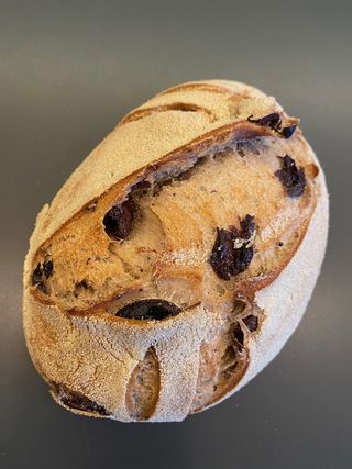 Hogaza De Masa Madre Kalamata 