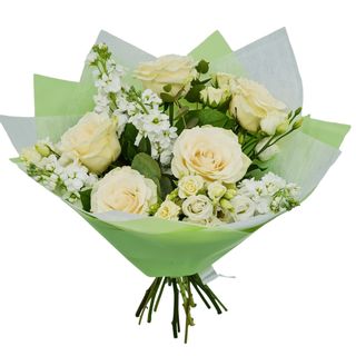 Buchet cu flori albe