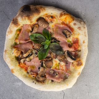 Pizza Prociuto Porto Bello (30 Cm.)