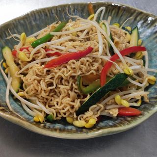 Yakisoba con verduras 