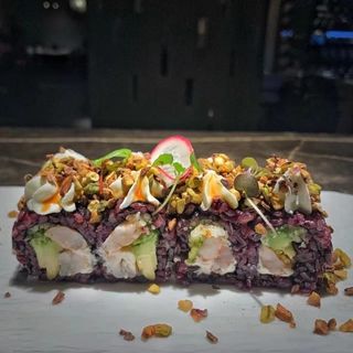 Black ebi roll