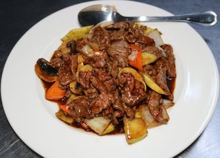 Ternera Con Salsa De Ostras