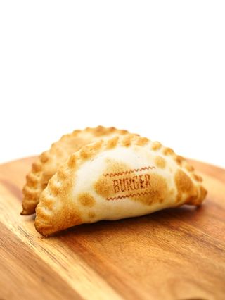 Empanada Gourmet De Cheeseburger