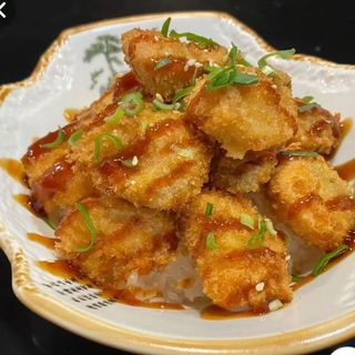 Teriyaki de salmón rebozado con arroz