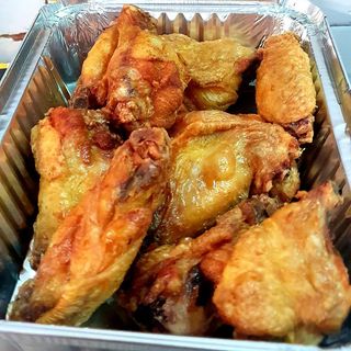 Alitas de pollo al ajillo (6 uds.)