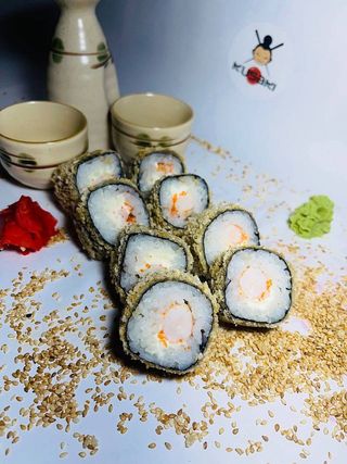 Теплі роли з креветкою (195g)