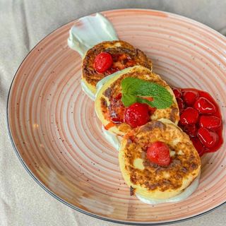 Ніжні сирники (250/50/50г)