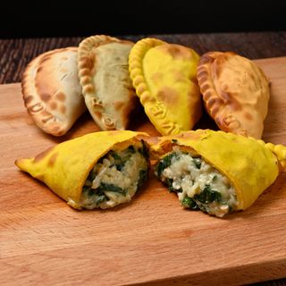 Empanada De Espinacas Y Roquefort (1 Ud.)