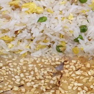 A21 Arroz Chau Chau com galinha panada com amendoim