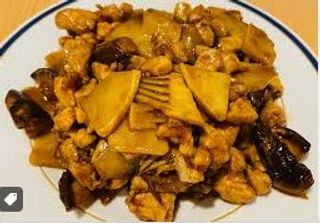 Pollo Con Bambú Y Setas 