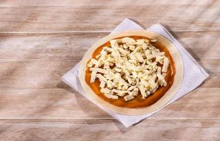 Oblea con queso y arequipe