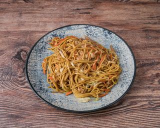 Tallarines Salteados