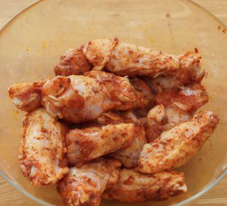 Plato De Alitas De Pollo (5 Uds.)