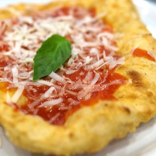 Pizza Montanara Clásica