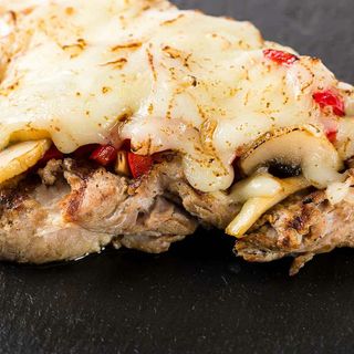 Ceafă de porc gratinată