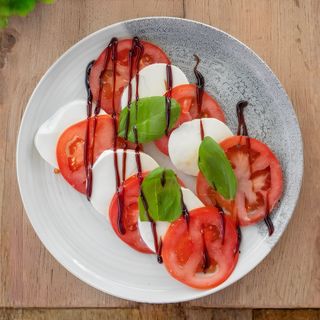 Caprese salata