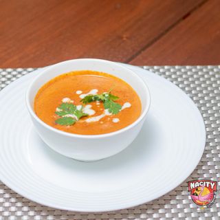 Butternut Soup (Bread Rolls)