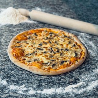 Pizza Funghi Ø 32 cm 