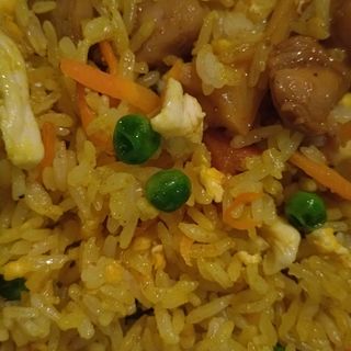 Arroz Frito Con Pollo Al Curry