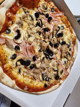 Pizza 4 Stagioni