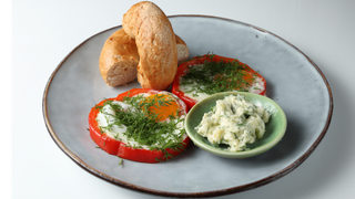 2 jajka sadzone w papryce