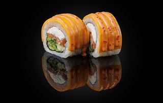 Сирний рол з лососем (265г)